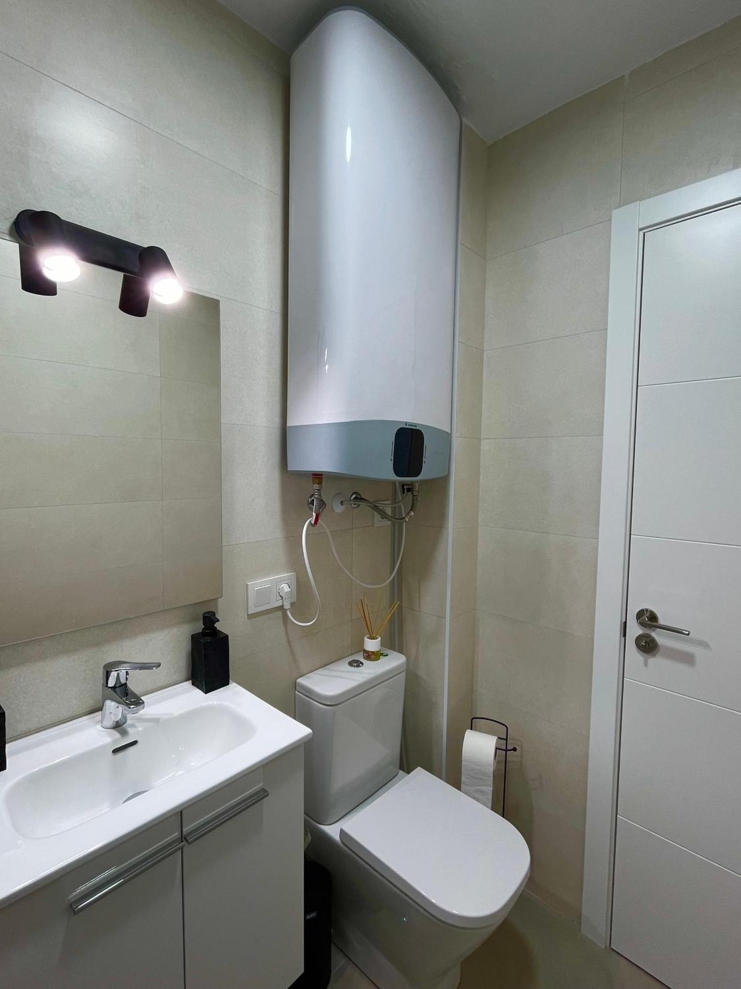 דירות Wonderful Flat With Seaview In נרחה מראה חיצוני תמונה